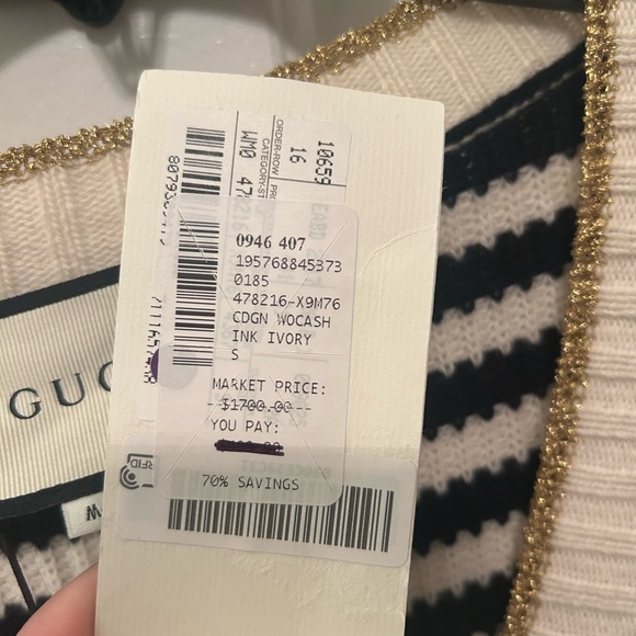 Gucci Sweater with GG logo pearl buttons
PRICE IS FIRM - Picture 4 of 10